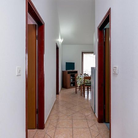 Family Friendly Apartments With A Swimming Pool Valbandon, Fazana - 2201 Штиньян Экстерьер фото